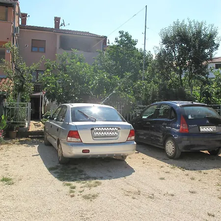 D.k. Gostinjska kuća *